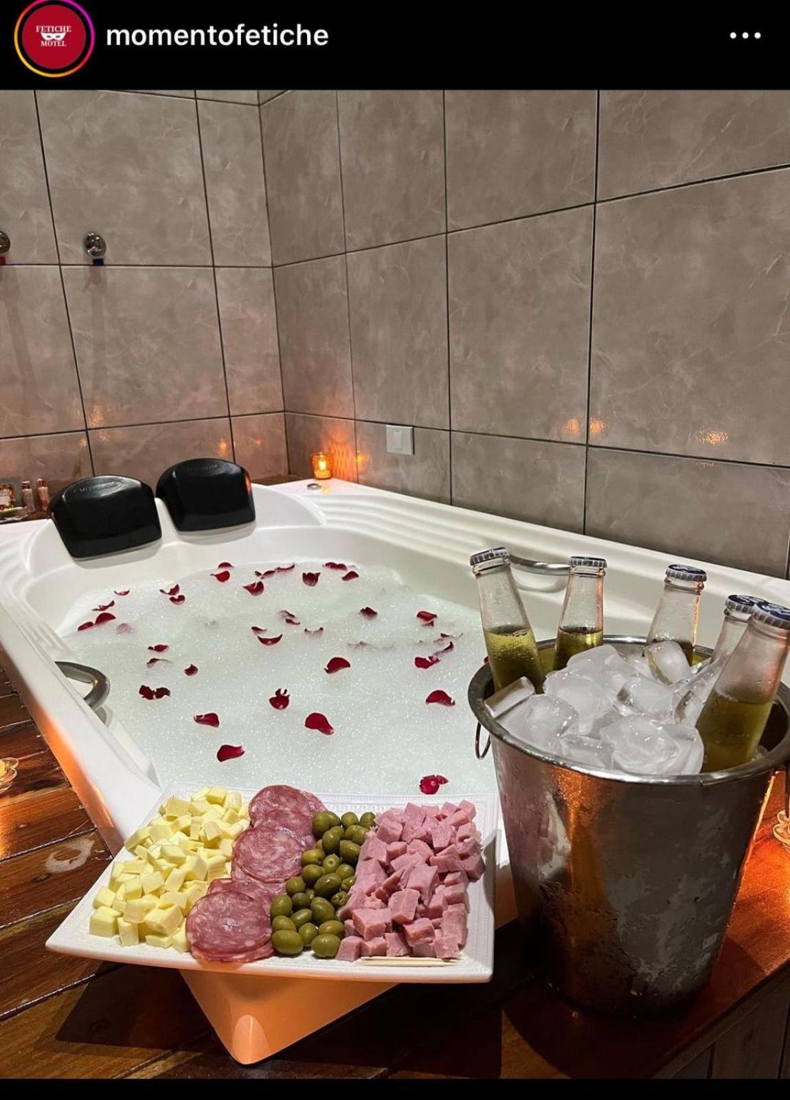 Fetiche Motel Presidente Medici  Экстерьер фото